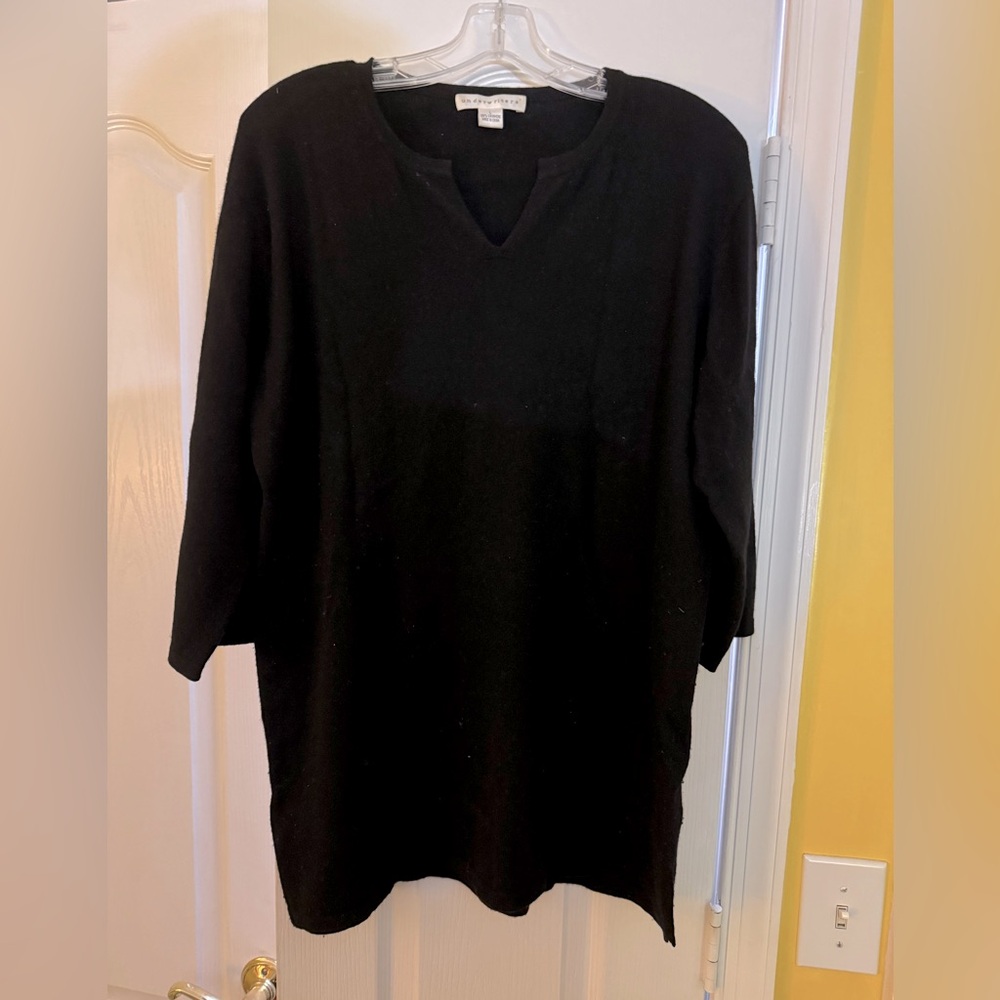 100% Cashmere Black Sweater